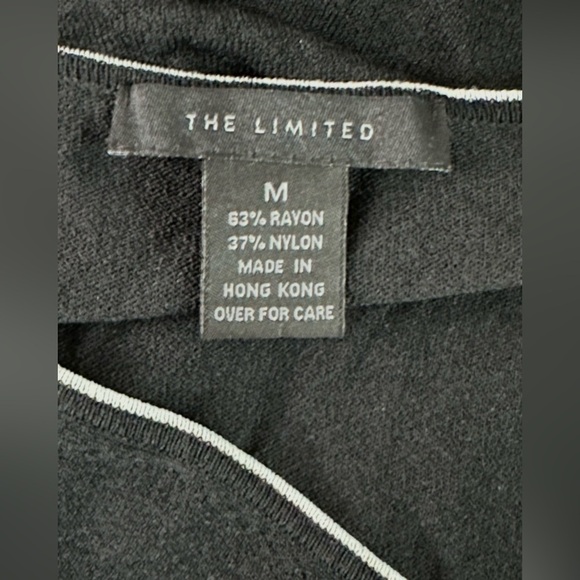 🖤🖤 The Limited Women’s Long Sleeve Top 🖤🖤 - Picture 5 of 11